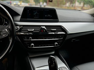 BMW 5 Series foto 6