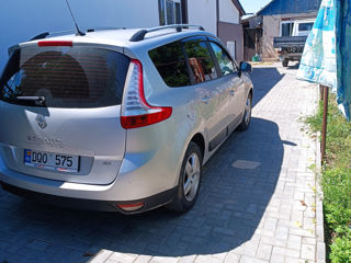 Renault Grand Scenic foto 7