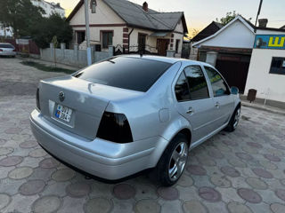 Volkswagen Jetta foto 5