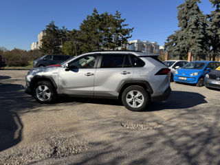 Rav 4 liber pentru chirie foto 13