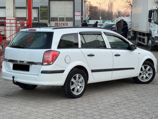 Opel Astra foto 4