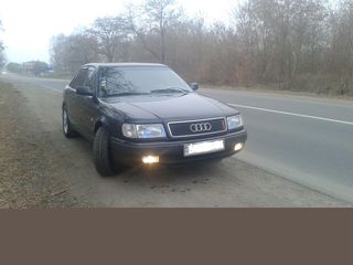 Audi 100 foto 1