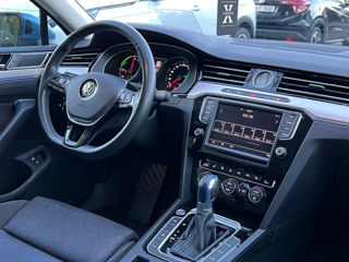 Volkswagen Passat foto 14