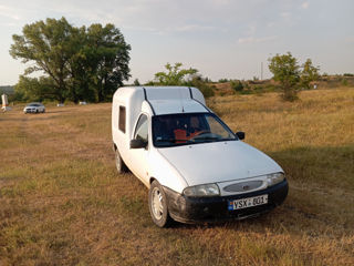 Ford Courier foto 6