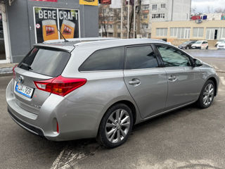 Toyota Auris foto 4