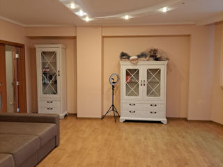 2-х комнатная квартира, 92 м², Буюканы, Кишинёв