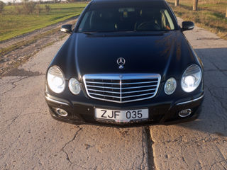 Mercedes E-Class foto 7