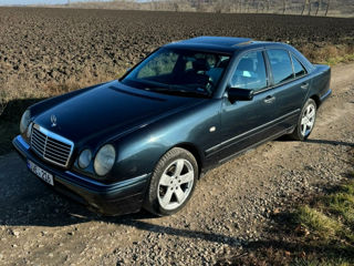 Mercedes E-Class