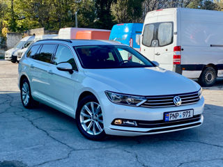 Volkswagen Passat foto 1