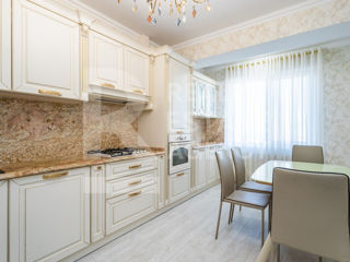 2-х комнатная квартира, 70 м², Центр, Кишинёв