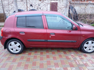 Renault Clio foto 4