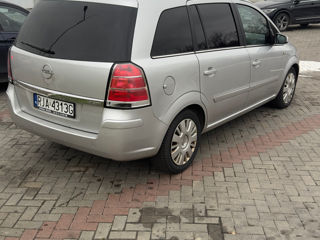 Opel Zafira foto 3