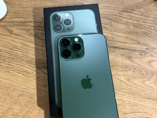 iPhone 13 Pro Max, Alpine Green, 256GB + Apple Watch 7 45mm Green