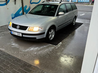 Volkswagen Passat foto 3