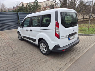 Ford Transit Connect foto 4