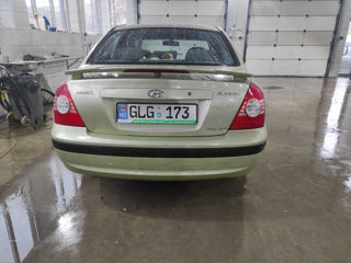 Hyundai Elantra фото 5