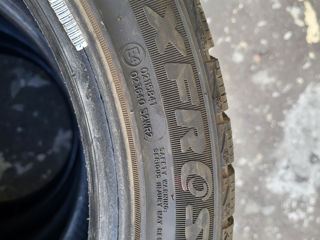 Vind anvelope noi 225/45 R17 de iarna foto 1