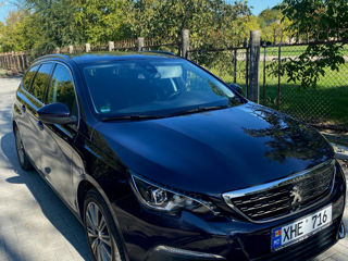 Peugeot 308 foto 2