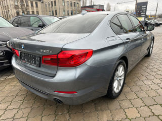 BMW 5 Series foto 5