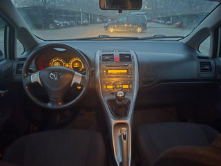 Toyota Auris foto 8