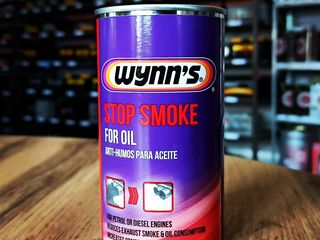 Wynn's Stop Smoke — маслорастворимая добавка, предназначенная для снижения выхлопного дыма.