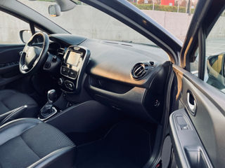 Renault Clio foto 8