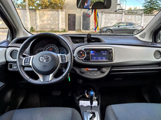 Toyota Yaris foto 5