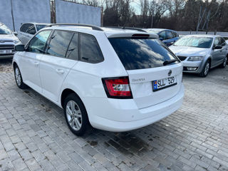 Skoda Fabia foto 2