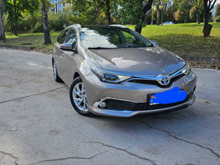 Toyota Auris foto 2