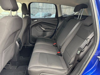 Ford Kuga foto 16