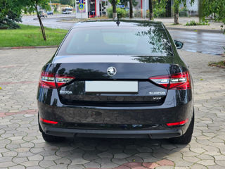 Skoda Superb foto 7