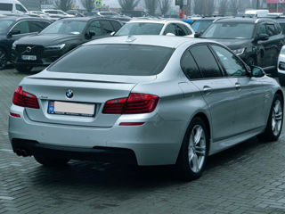 BMW 5 Series foto 3