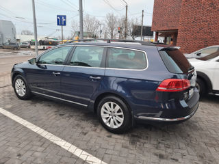 Volkswagen Passat foto 2