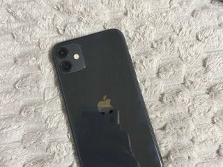 Vând Iphone 11