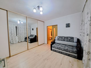 Apartament cu 4 camere, 95 m², Botanica, Chișinău foto 2