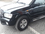 Nissan Pathfinder foto 4