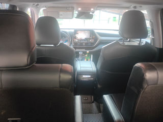 Toyota Highlander foto 3