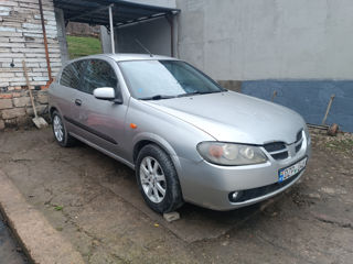 Nissan Almera foto 6