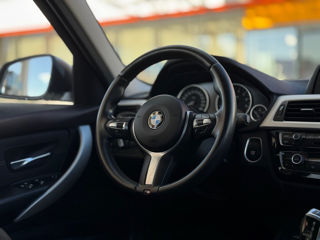 BMW 3 Series foto 8