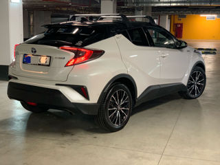 Toyota C-HR foto 3