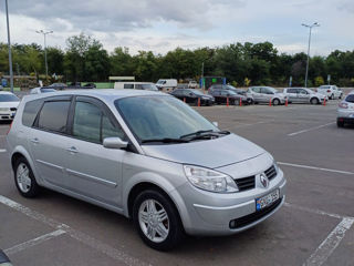 Renault Grand Scenic foto 6