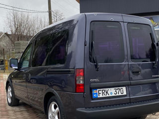 Opel Combo foto 2