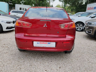 Mitsubishi Lancer foto 15