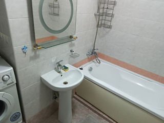 Apartament cu 2 camere, 55 m², Centru, Chișinău foto 10