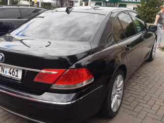 BMW 7 Series foto 2