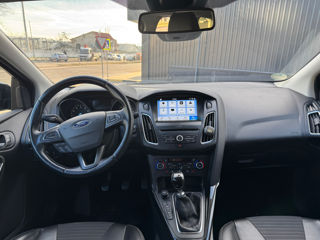 Ford Focus foto 8