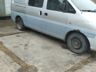 Hyundai H200 foto 2