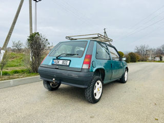 Renault 5 foto 2