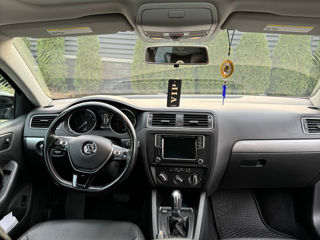 Volkswagen Jetta foto 6