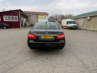 Mercedes E-Class foto 3